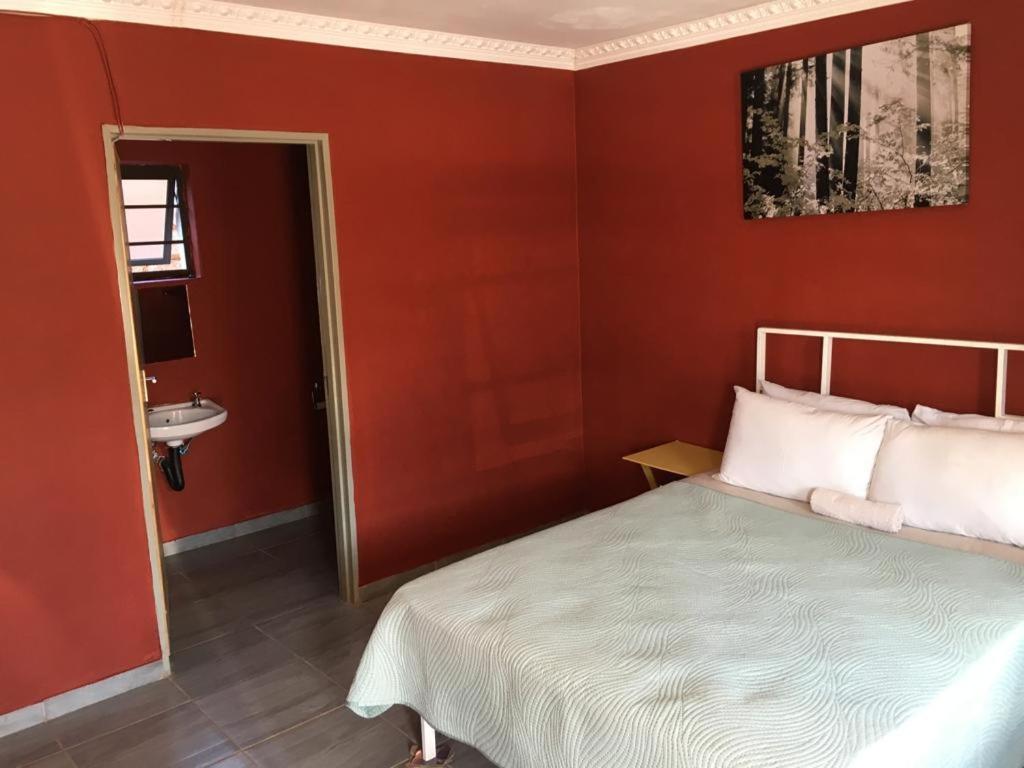 Elson Lodge K1 Katlehong Exterior photo